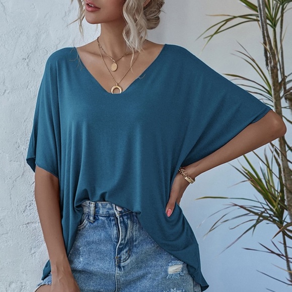 022 Cozy Black Batwing Sleeve Oversized Casual Top - Picture 5 of 12